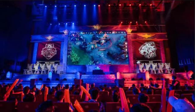 他在采访中 他在采访中